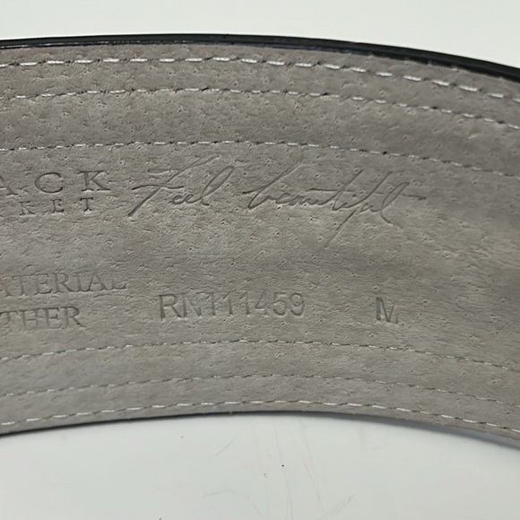 White House Black Market Wide Stretchy Snap Belt RN111459 Size Medium - Picture 4 of 7